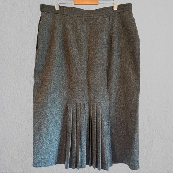 Vintage 80s Gucci wool skirt suit wool and leather - Picture 8 of 16